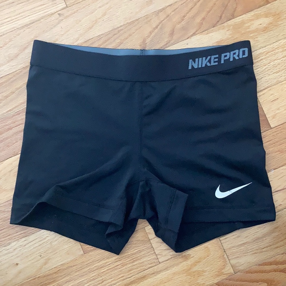 Nike pro black spandex size small